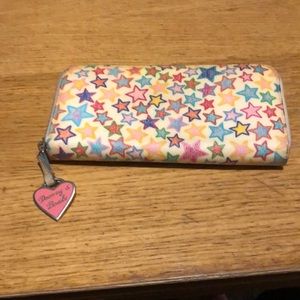 Dooney & Bourke  star large zip wallet